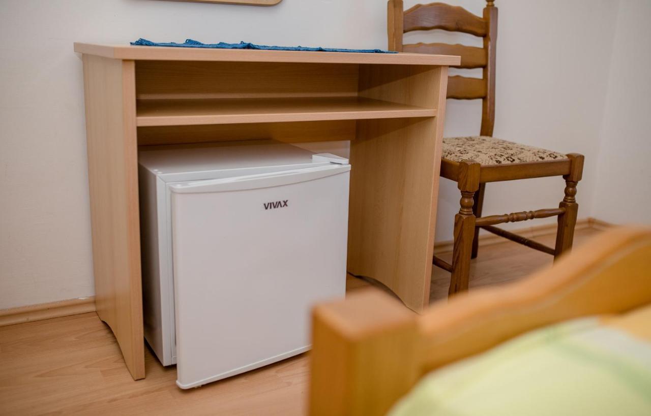 Rooms Marijana Kampor Bagian luar foto